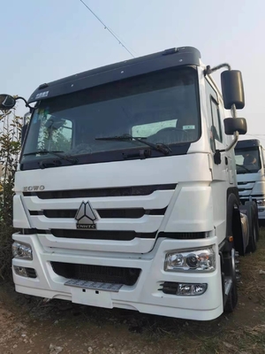 Sinotruk HOWO Gebruikte zware trekker Truck Trailer Head 6*4 2018 371-375HP ISO goedgekeurd
