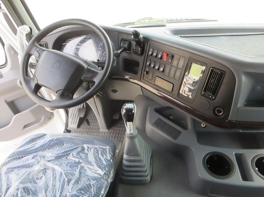 Heavy-Duty Shacman Sinotruk Hoe Traktor Truck Trek Truck Hoofd met motorcapaciteit &gt;8L
