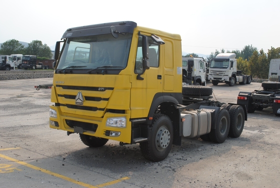 Sinotruk HOWO 6X4 Traktor Truck 371HP/420HP Chinese Trucks 5800*2300*1500mm in het beste geval