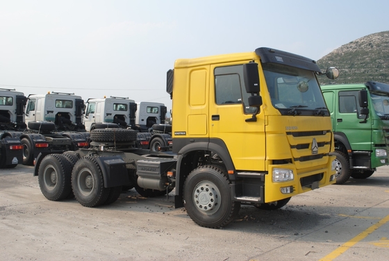 Sinotruk HOWO 6X4 Traktor Truck 371HP/420HP Chinese Trucks 5800*2300*1500mm in het beste geval