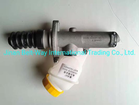 Sinotruk HOWO Truck Parts Clutch Master Cylinder Wg9719230013 Wg9719230023 Zwart