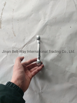 Sinotruk HOWO Truck Parts Oil Outlet Pipe Wg2203240012 en steun voor USD-betaling