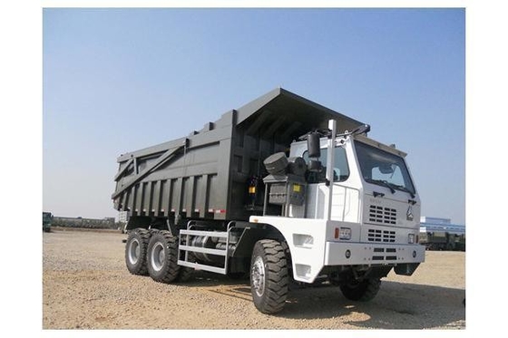 Radial banden ontwerp Sinotruk 6X4 RC Truck Tipper 60ton Dump Truck De perfecte oplossing