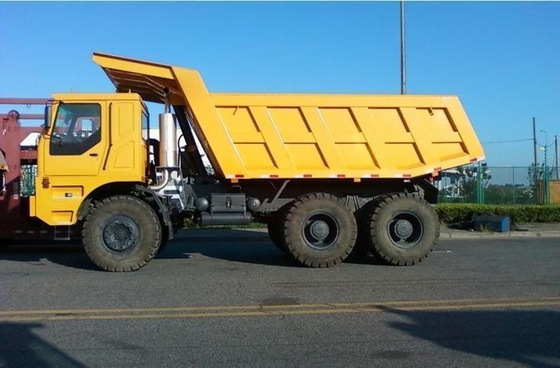 Radial banden ontwerp Sinotruk 6X4 RC Truck Tipper 60ton Dump Truck De perfecte oplossing
