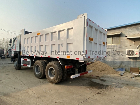 Terugbetalingsbeleid Sinotruk HOWO Dump Truck 371HP 25-30 ton Laadkracht 5,4m Handgeschakelde transmissie