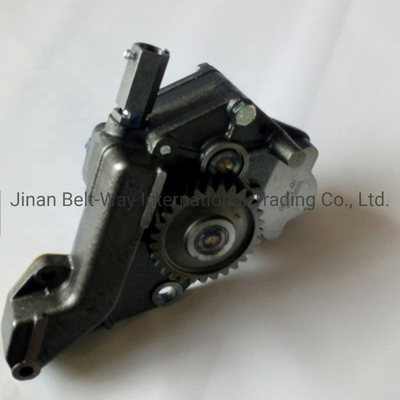 Op maat gemaakte Sinotruck HOWO 6X4 Tractor Truck Deutz oliepomp 612600070317 geteste standaard