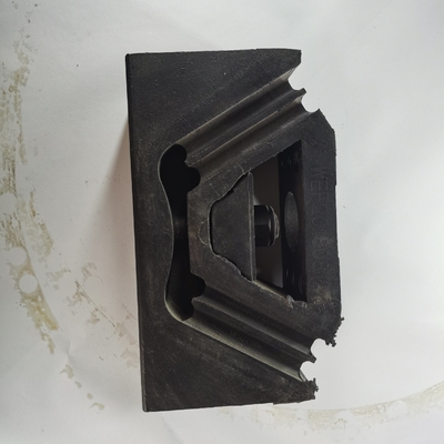 Sinotruk HOWO Truck Parts Achterste motor steun kussen met restitutiebeleid Wg9725593031