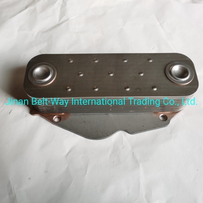 Sinotruk HOWO Truck Oil Cooler Vg1500010334 Component van het remsysteem in zwart