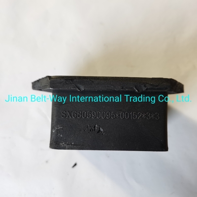 Sinotruk HOWO Truck Parts Engine Front Support Cushion Vg1680590095 Beschermde betaling