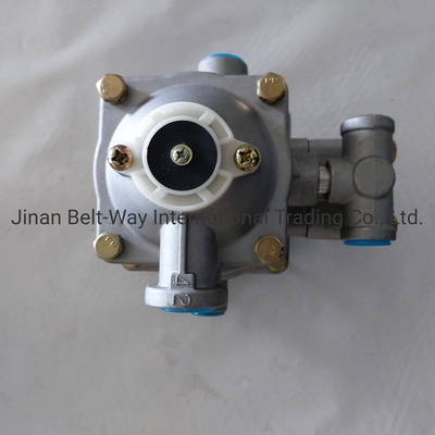Aanhangwagenbesturingsklep Wg9000360180 voor Sinotruk HOWO Truck Parts in Zuid-Azië
